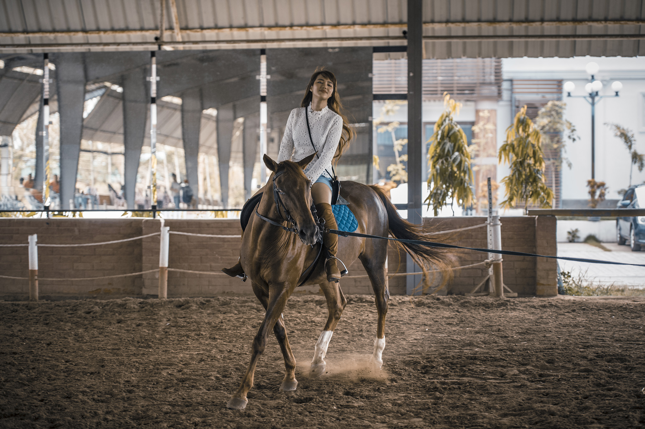 Horse riding photo shoot by yangon thu michelle